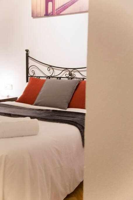 Un Elegante Piso Para Descubrir Madrid Ngoại thất bức ảnh