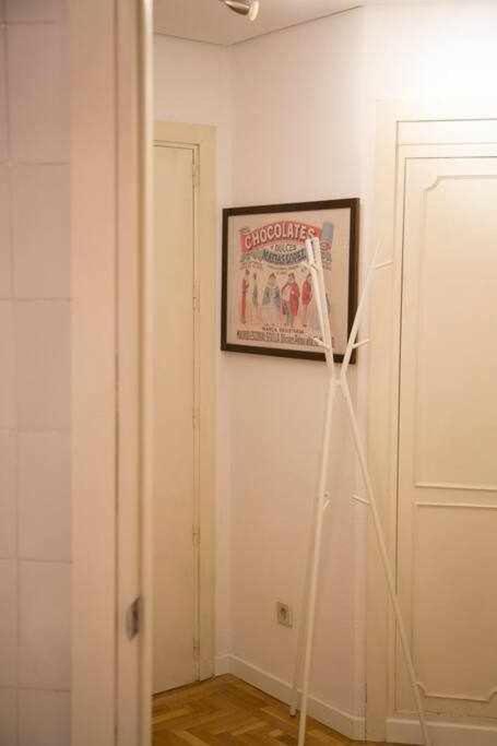 Un Elegante Piso Para Descubrir Madrid Ngoại thất bức ảnh