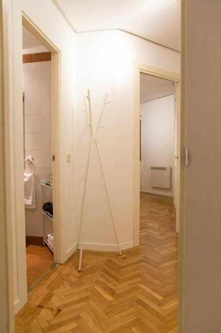 Un Elegante Piso Para Descubrir Madrid Ngoại thất bức ảnh